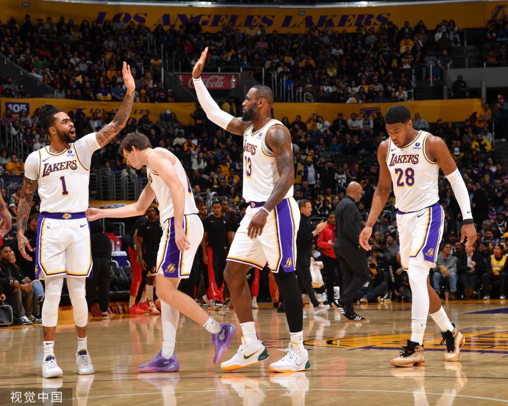 有参与者的 有参与者的