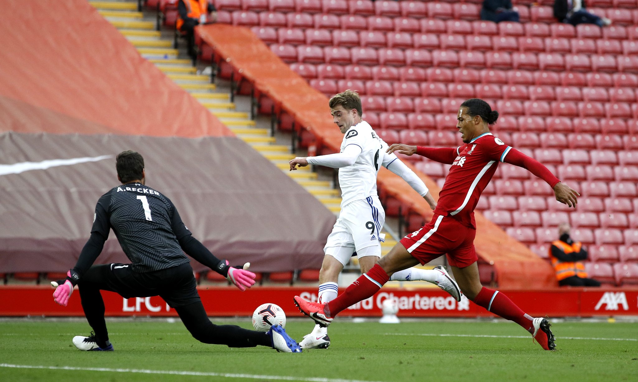 在比赛艰难 在比赛艰难