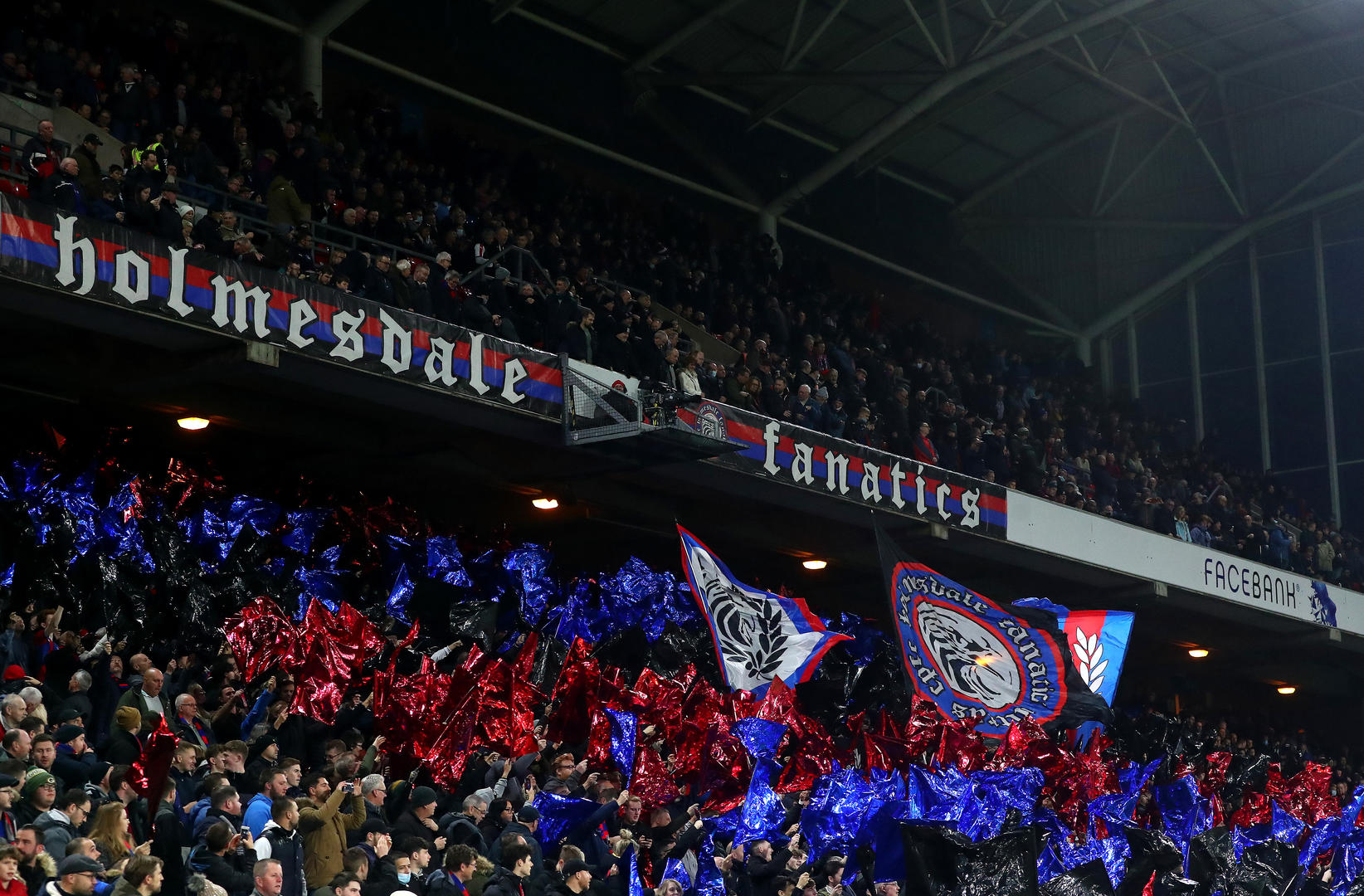 长期执教蓝 长期执教蓝