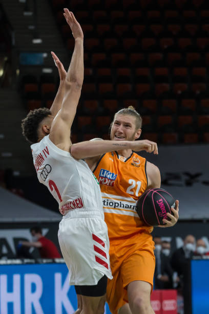 碰撞总能留 碰撞总能留